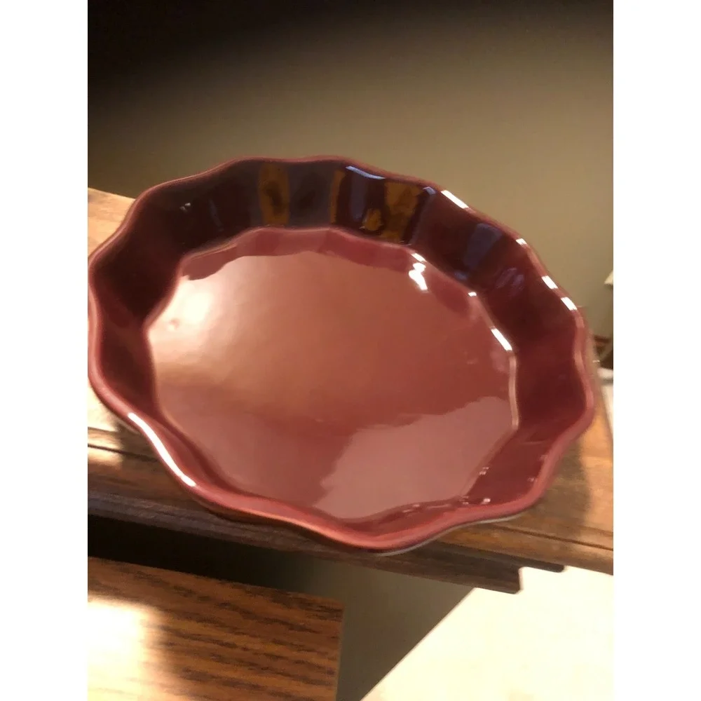 Vintage Wine Colored Scalloped Edge Pie Plate 9.5